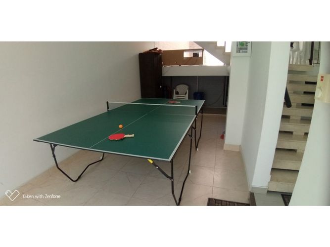 Casa de 6 alcobas en venta en Ub. Villa Nueva, Girardot, 259 m² · foto 10 de 11