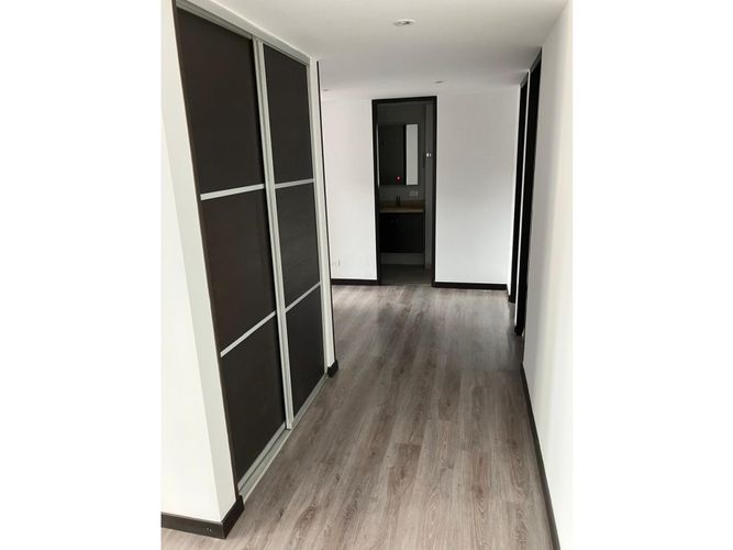 Apartamento de 3 alcobas en venta en La Castellana, Bogotá, 160 m² · foto 6 de 15