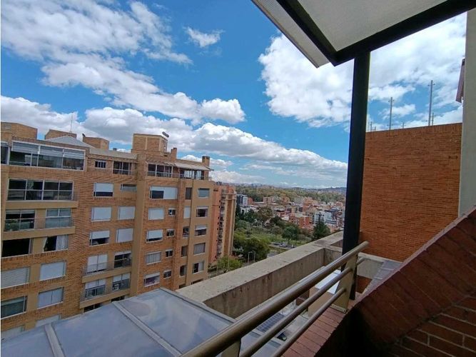 Apartamento de 4 alcobas en venta en Alameda, Bogotá, 300 m² · foto 3 de 24