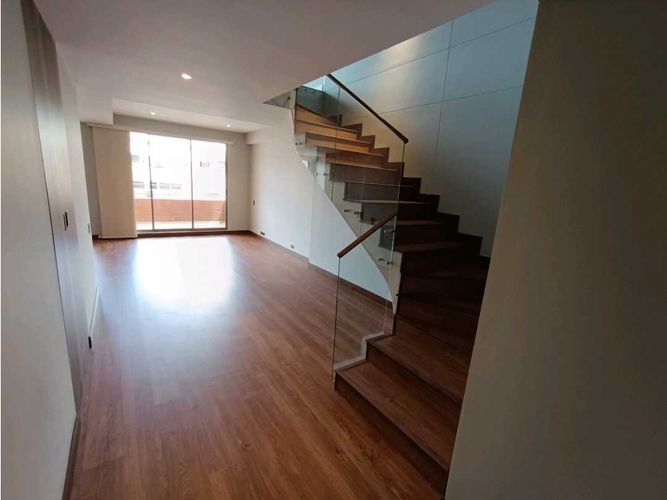 Apartamento de 4 alcobas en venta en Alameda, Bogotá, 300 m² · foto 5 de 24