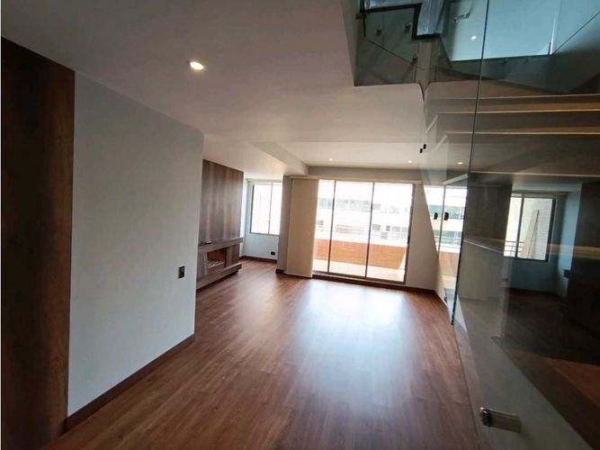 Apartamento de 4 alcobas en venta en Alameda, Bogotá, 300 m² · foto 6 de 24