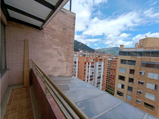 Apartamento de 4 alcobas en venta en Alameda, Bogotá, 300 m² · foto 7 de 24