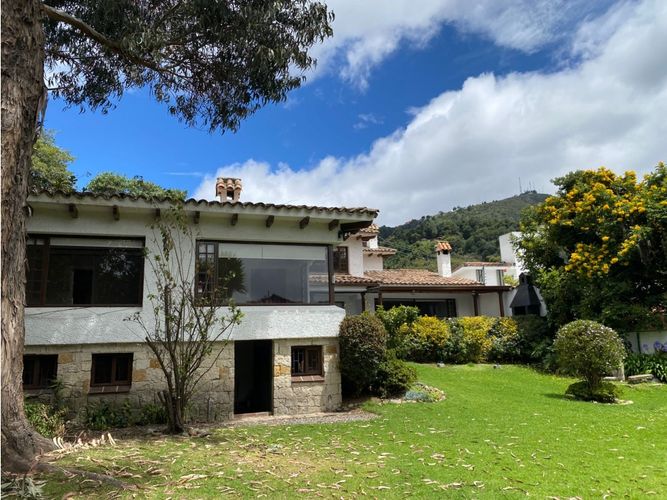 Casa de 4 alcobas en venta en Santa Ana, Bogotá, 550 m² · foto 2 de 24
