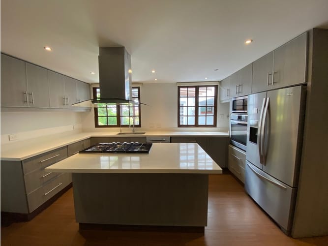 Casa de 4 alcobas en venta en Santa Ana, Bogotá, 550 m² · foto 6 de 24