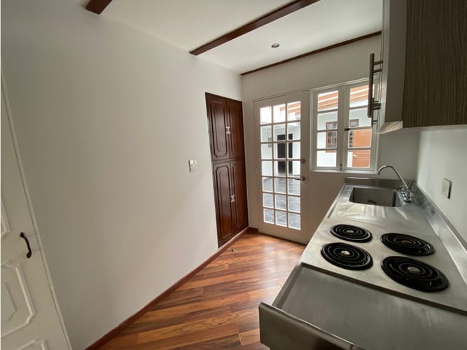 Casa de 4 alcobas en venta en Santa Ana, Bogotá, 550 m² · foto 10 de 24