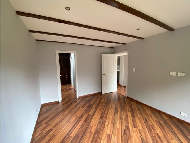 Casa de 4 alcobas en venta en Santa Ana, Bogotá, 550 m² · foto 13 de 24