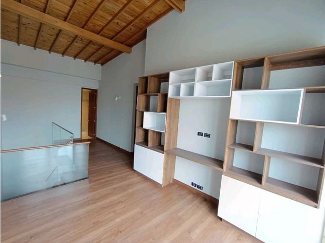 Apartamento de 4 alcobas en venta en Alameda, Bogotá, 300 m² · foto 24 de 24