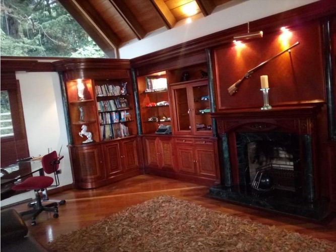 Casa de 5 alcobas en venta en Caobos Salazar, Bogotá, 920 m² · foto 12 de 19