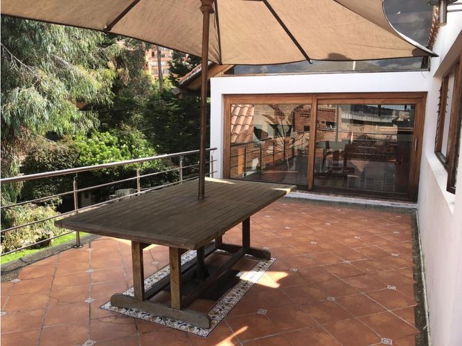 Casa de 5 alcobas en venta en Caobos Salazar, Bogotá, 920 m² · foto 17 de 19