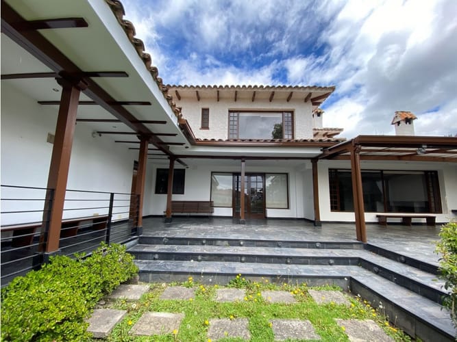 Casa de 4 alcobas en venta en Santa Ana, Bogotá, 550 m² · foto 22 de 24