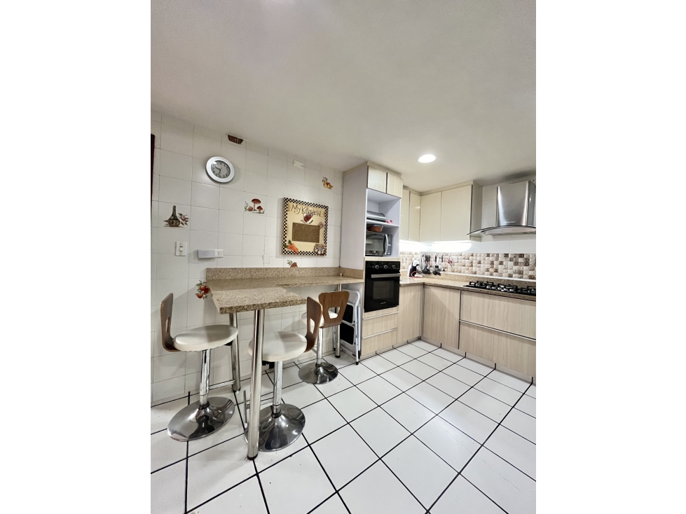 Apartamento en venta en Santa Barbara, Bogotá · foto 13 de 24