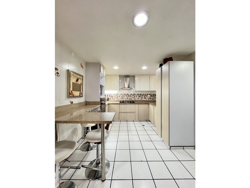 Apartamento en venta en Santa Barbara, Bogotá · foto 17 de 24