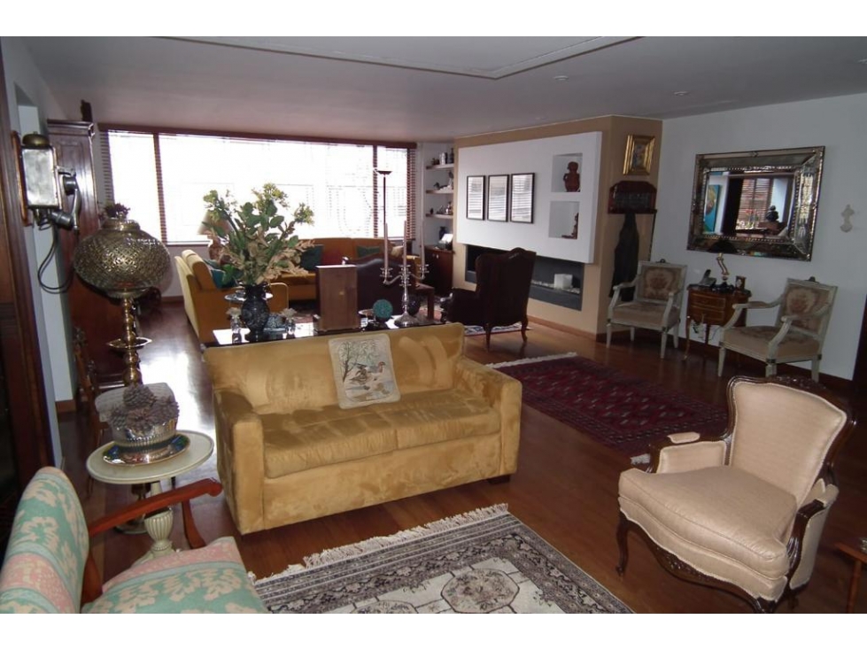 Apartamento en venta en Santa Barbara, Bogotá · foto 8 de 14
