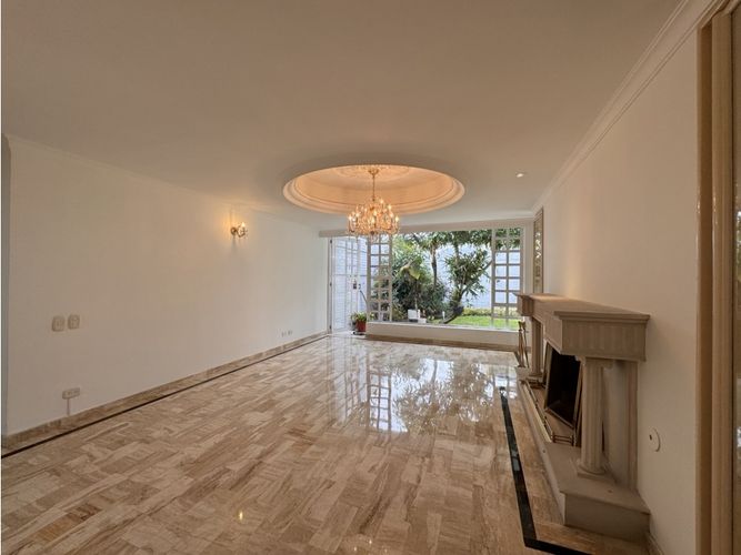 Casa de 4 alcobas en venta en Santa Ana, Bogotá, 400 m² · foto 10 de 19