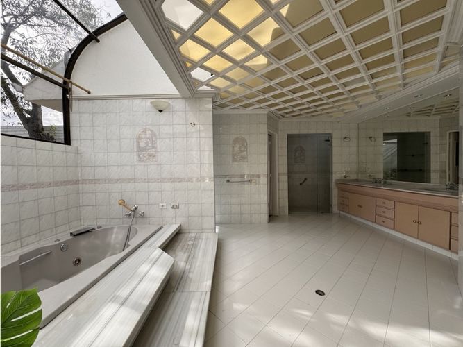 Casa de 4 alcobas en venta en Santa Ana, Bogotá, 400 m² · foto 12 de 19