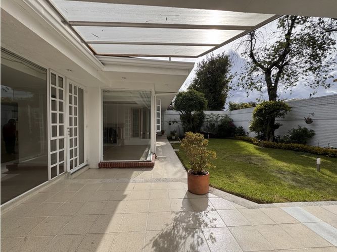 Casa de 4 alcobas en venta en Santa Ana, Bogotá, 400 m² · foto 16 de 19