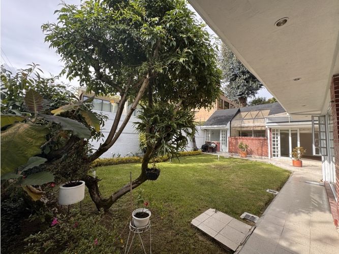 Casa de 4 alcobas en venta en Santa Ana, Bogotá, 400 m² · foto 17 de 19