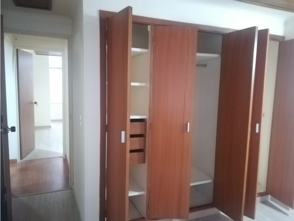 Apartamento en venta en Cedritos, Bogotá · foto 6 de 16