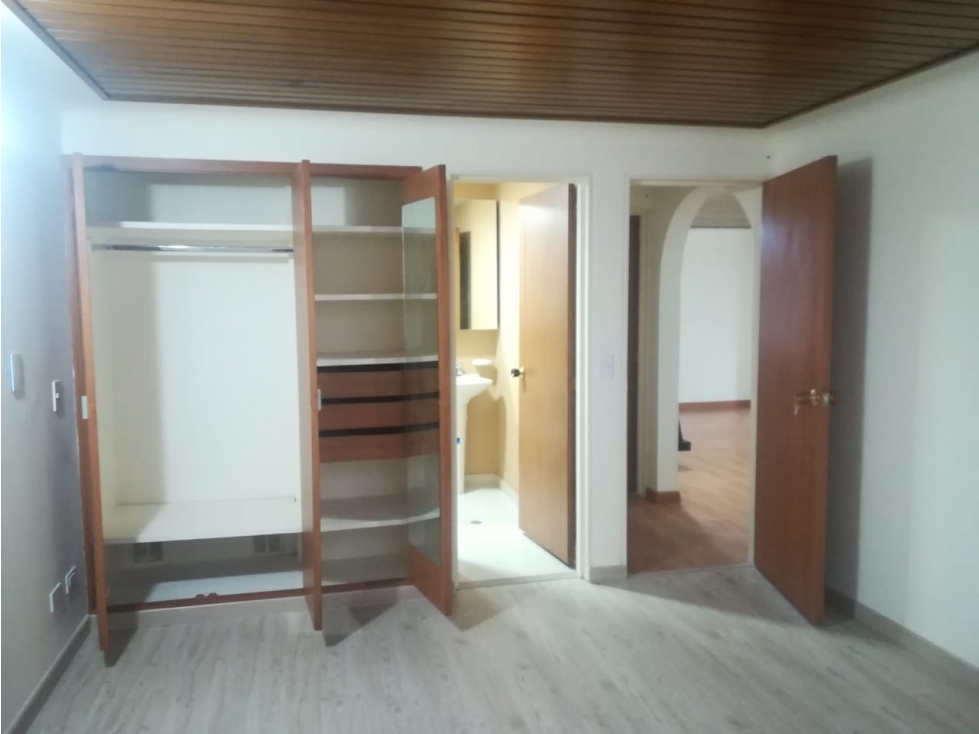 Apartamento en venta en Cedritos, Bogotá · foto 9 de 16