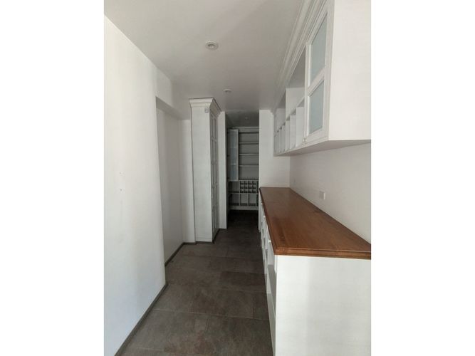 Casa de 5 alcobas en venta en Santa Paula, Bogotá, 800 m² · foto 18 de 24