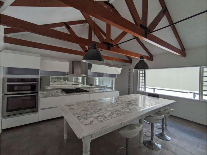 Casa de 5 alcobas en venta en Santa Paula, Bogotá, 800 m² · foto 24 de 24