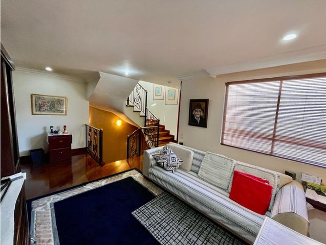 Apartamento de 4 alcobas en venta en Rincon Del Chico, Bogotá, 300 m² · foto 3 de 24
