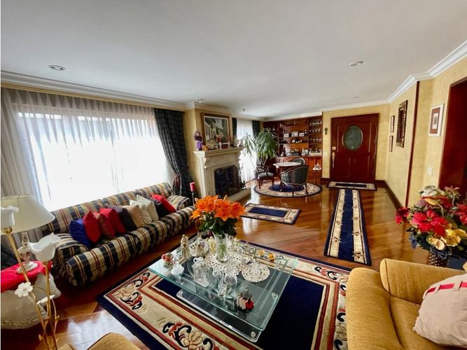 Apartamento de 4 alcobas en venta en Rincon Del Chico, Bogotá, 300 m² · foto 8 de 24