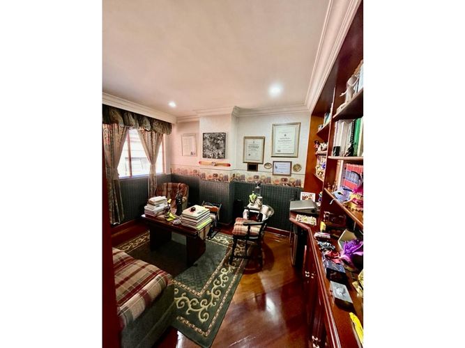 Apartamento de 4 alcobas en venta en Rincon Del Chico, Bogotá, 300 m² · foto 21 de 24
