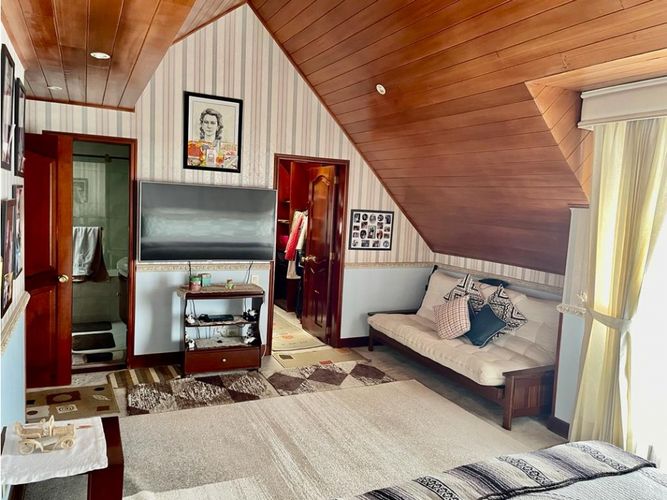 Apartamento de 4 alcobas en venta en Rincon Del Chico, Bogotá, 300 m² · foto 24 de 24