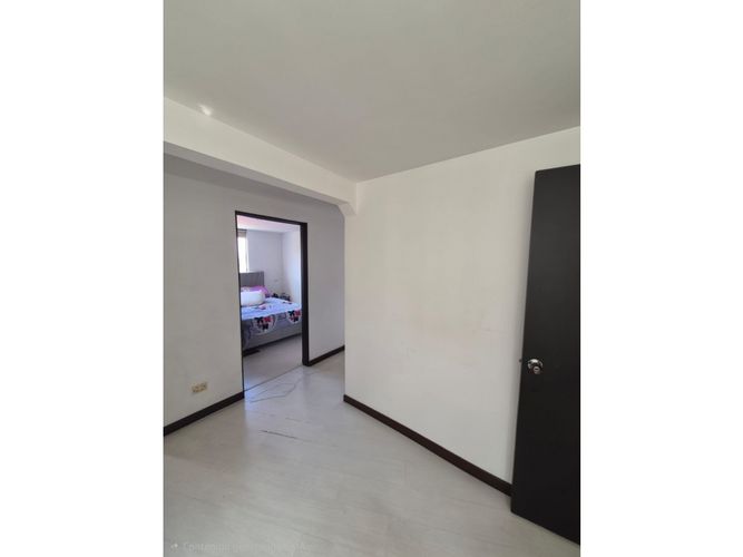 Apartamento de 3 alcobas en venta en Iberia, Bogotá, 84 m² · foto 13 de 17