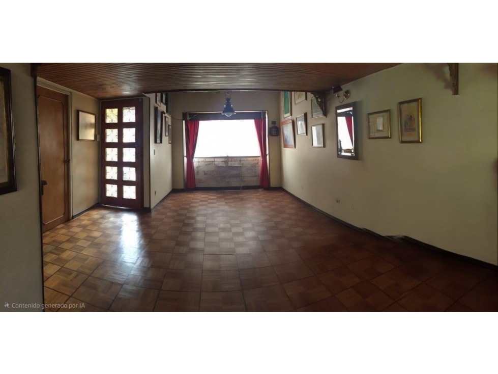 Casa en venta en Colina Campestre, Bogotá · foto 3 de 18