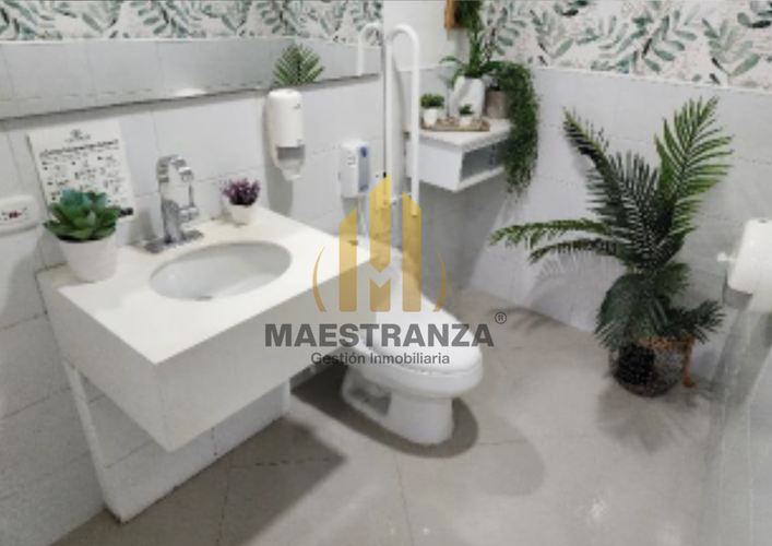 Local en venta en La Aguacatala, Medellín, 183 m² · foto 12 de 14