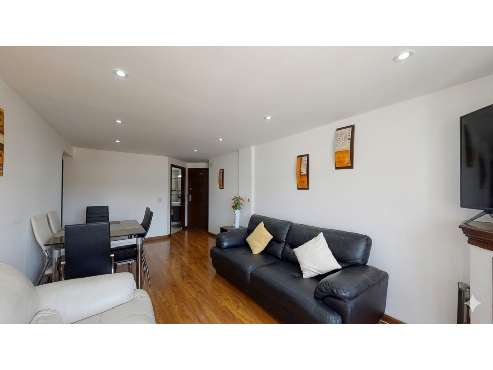 Apartamento en venta en Estoril, Bogotá · foto 2 de 15