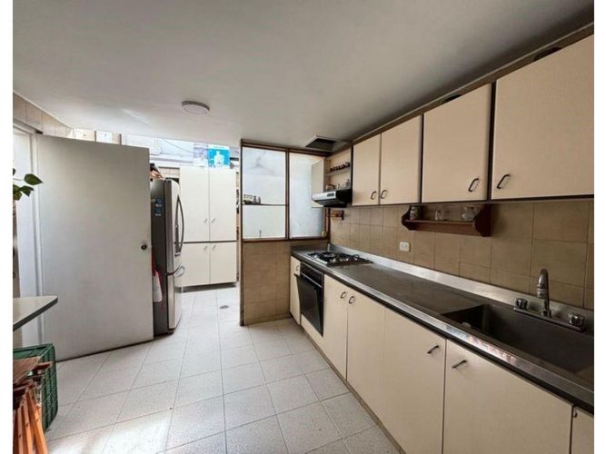 Casa de 3 alcobas en venta en Canodromo, Bogotá, 220 m² · foto 5 de 21