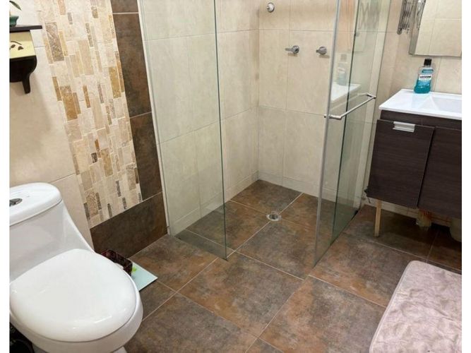 Casa de 3 alcobas en venta en Canodromo, Bogotá, 220 m² · foto 17 de 21