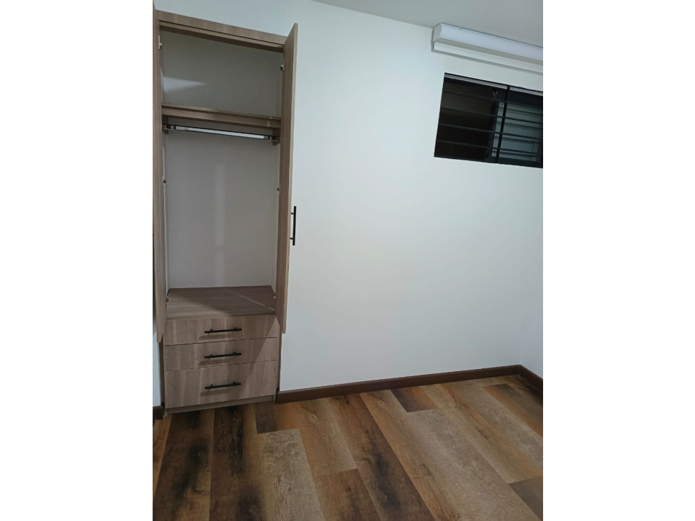 Apartamento en venta en El Redil, Bogotá · foto 9 de 12