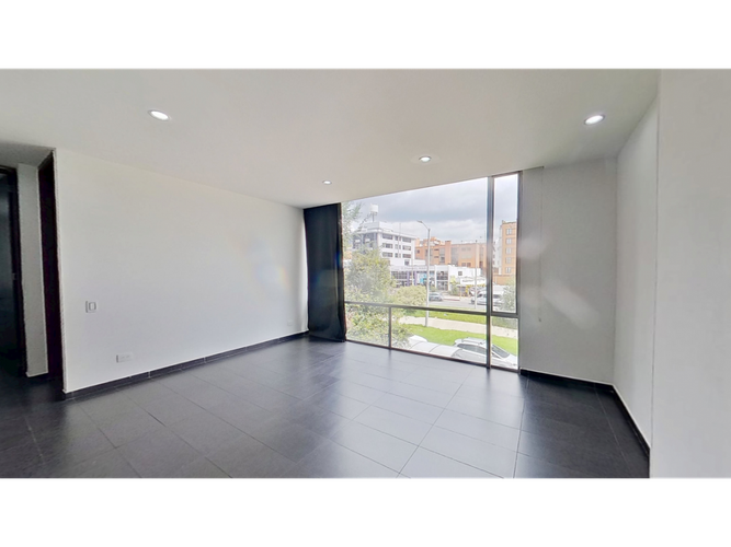 Apartamento de 2 alcobas en venta en Calleja Baja, Bogotá, 63 m² · foto 2 de 18