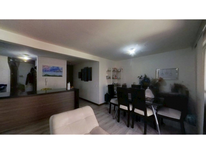 Apartamento de 3 alcobas en venta en Calandaima, Bogotá, 81 m² · foto 4 de 24