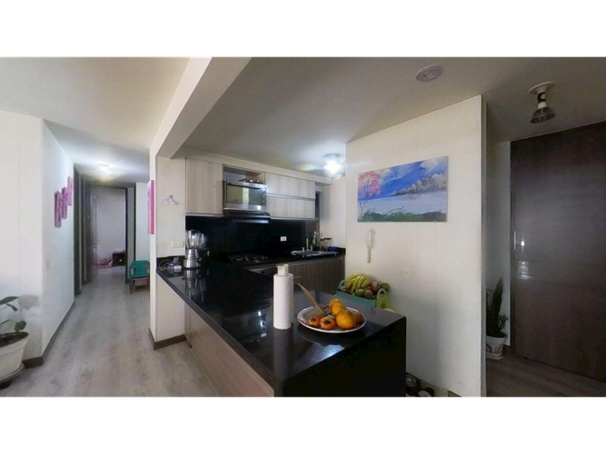 Apartamento de 3 alcobas en venta en Calandaima, Bogotá, 81 m² · foto 7 de 24