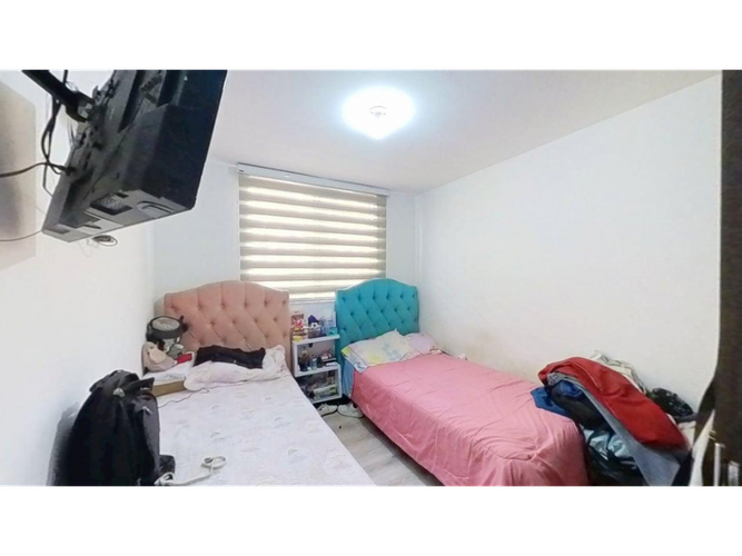 Apartamento de 3 alcobas en venta en Calandaima, Bogotá, 81 m² · foto 11 de 24