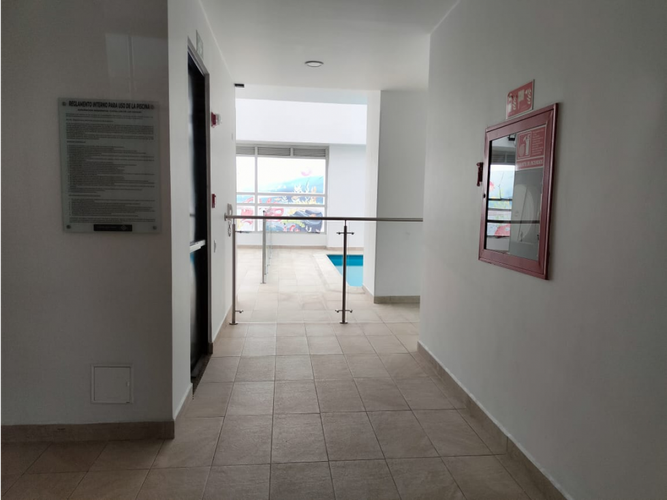 Apartamento de 3 alcobas en venta en Calandaima, Bogotá, 81 m² · foto 17 de 24