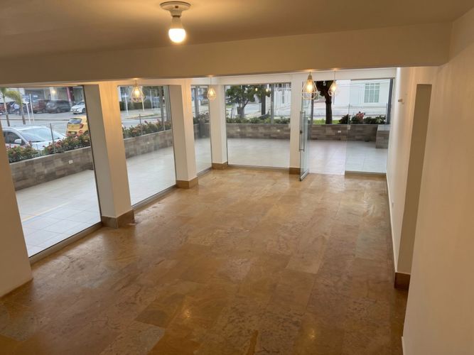 Local en arriendo en Bocagrande, Cartagena, 224 m² · foto 10 de 12