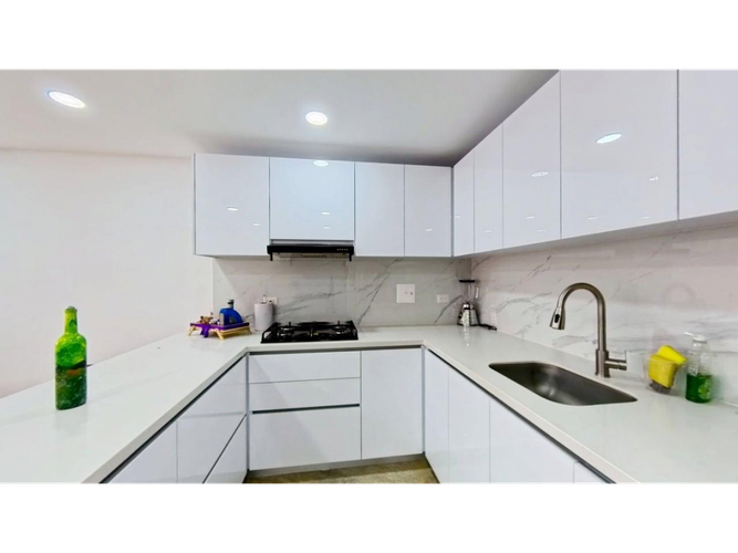 Apartamento de 2 alcobas en venta en Cedritos, Bogotá, 73 m² · foto 5 de 17