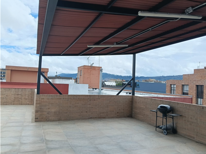Apartamento de 2 alcobas en venta en Cedritos, Bogotá, 73 m² · foto 15 de 17