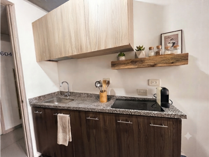 Apartaestudio en venta en La Castellana, Bogotá, 18 m² · foto 5 de 16
