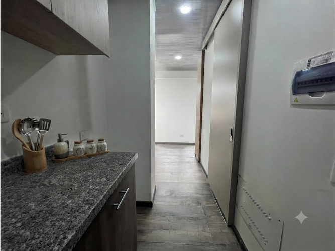 Apartaestudio en venta en La Castellana, Bogotá, 18 m² · foto 6 de 16
