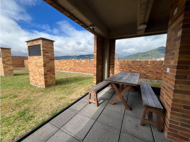 Apartaestudio en venta en La Castellana, Bogotá, 18 m² · foto 10 de 16