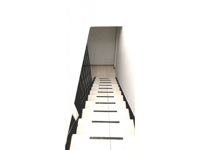 Apartamento de 11 alcobas en venta en Fontibon, Bogotá, 216 m² · foto 8 de 13
