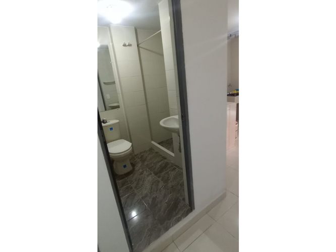 Apartamento de 11 alcobas en venta en Fontibon, Bogotá, 216 m² · foto 10 de 13