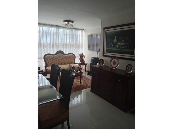 Apartamento de 3 alcobas en venta en Timiza, Bogotá, 58 m² · foto 3 de 17